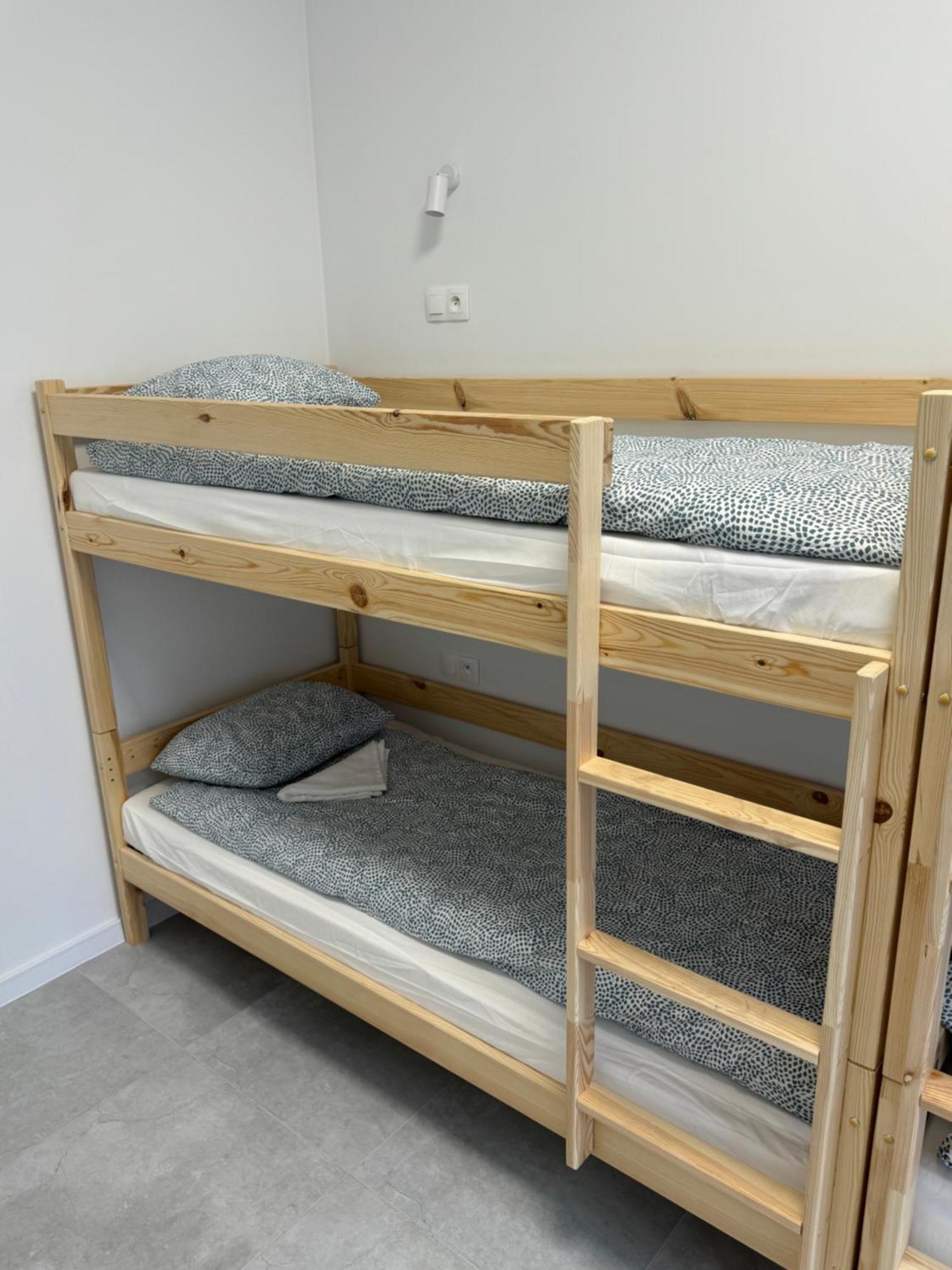 Green Hostel Katowice - 24H Parking Екстериор снимка