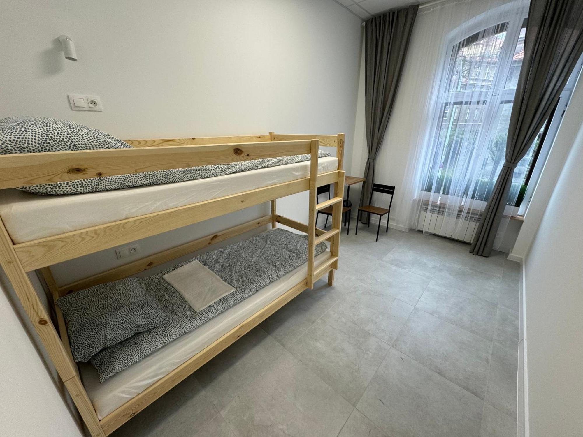 Green Hostel Katowice - 24H Parking Екстериор снимка